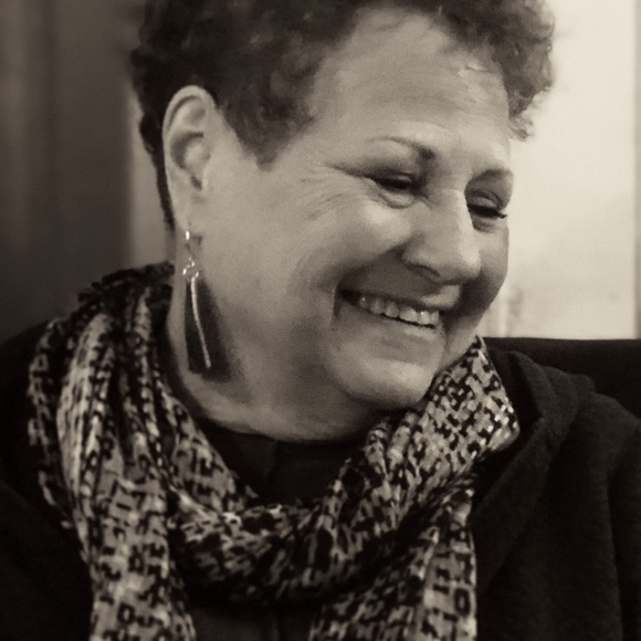 Meet your Posher, Rosa - Picture 1 of 1